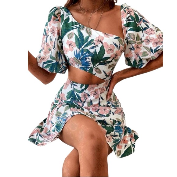 Boho Floral Cut Out Asymmetrical Neckline Lantern Sleeve Dress Size Large - Picture 2 of 8